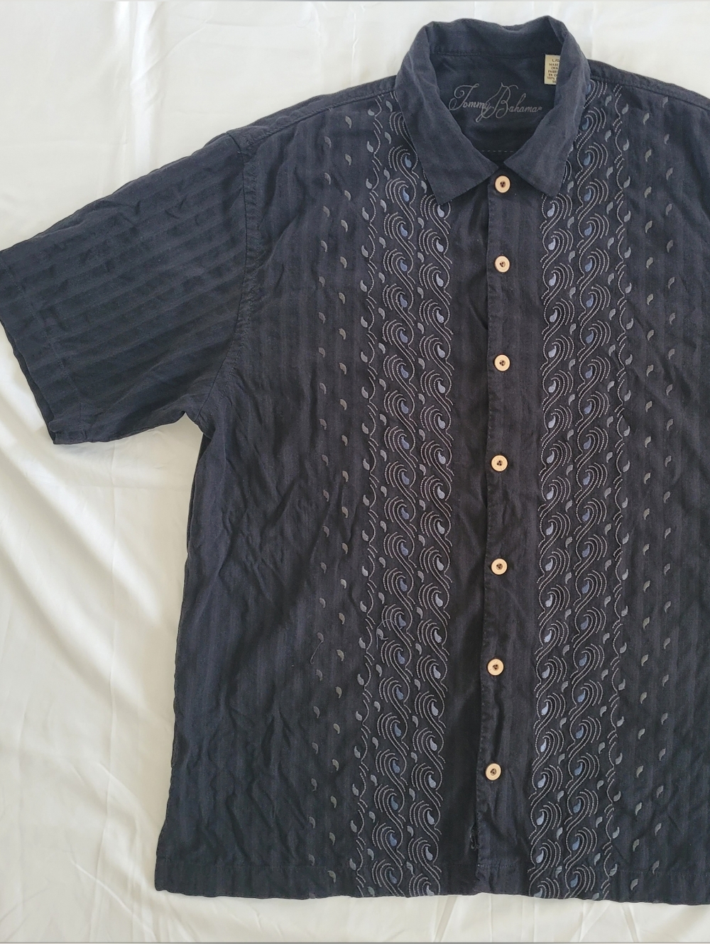 Tommy Bahama Black Short Sleeve Silk Shirt with Design (Rain/Wave)